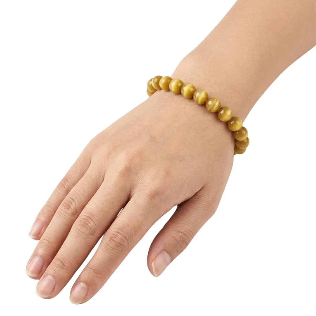 Closeup of Cat’s Eye Stone Bracelet on Wrist